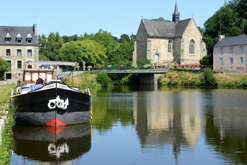 Central Brittany B And B Rohan Экстерьер фото